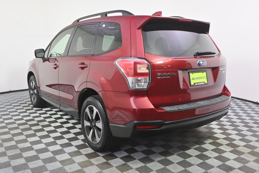 Used 2017 Subaru Forester 2.5i Premium AWD/4WD image 4