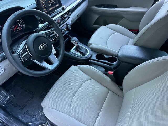 Used 2020 Kia Forte LXS FWD image 10