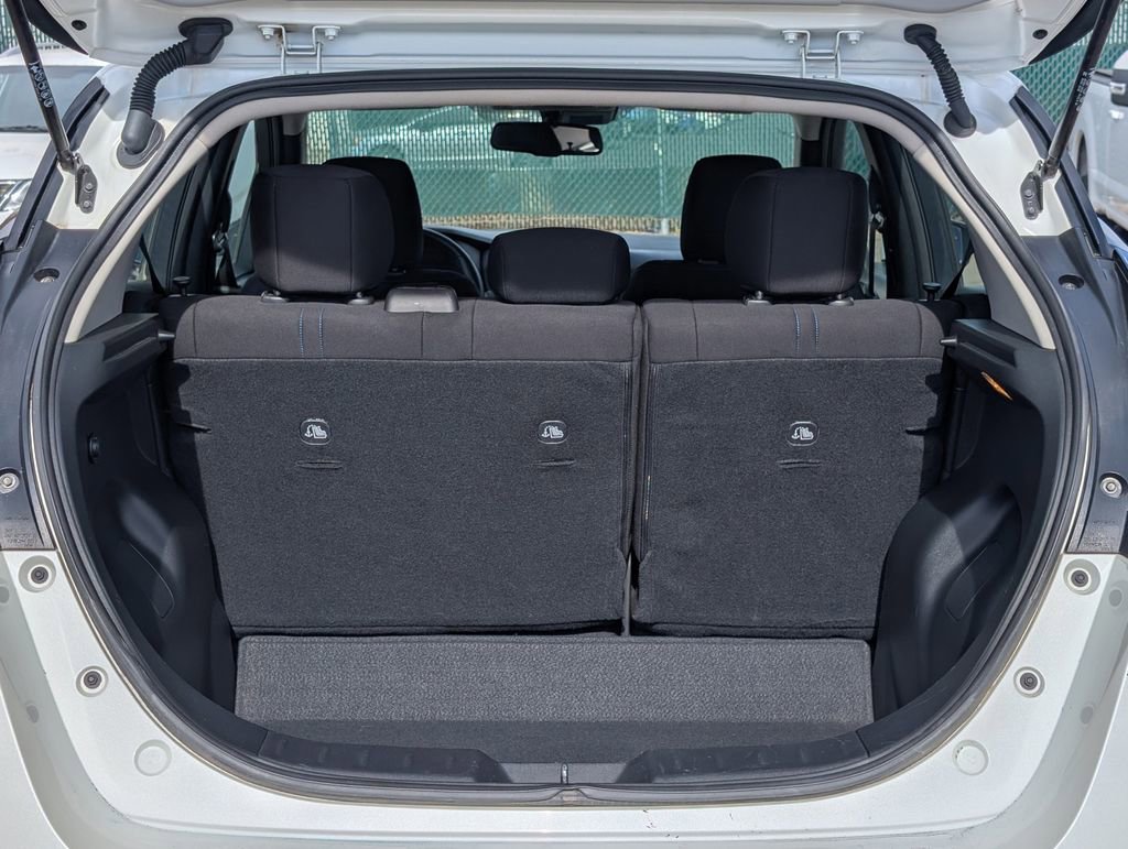 Used 2023 Nissan Leaf SV Plus image 16