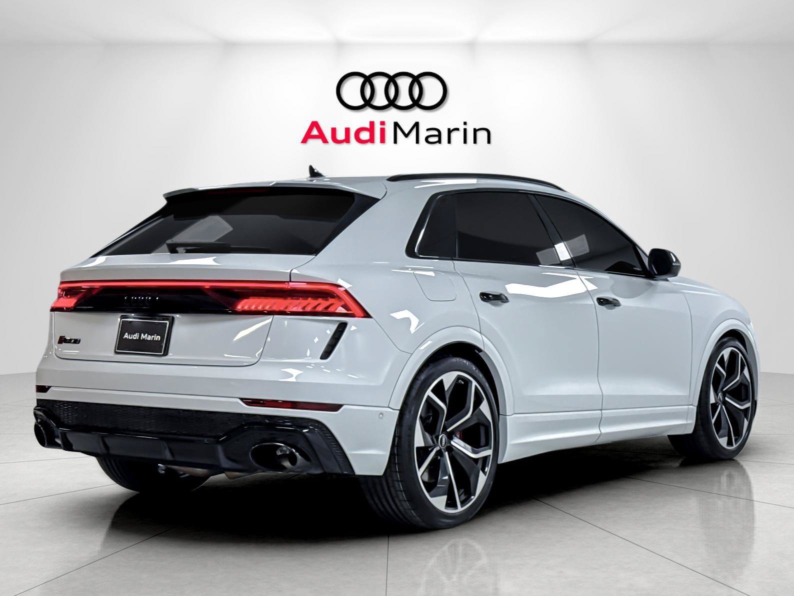 Certified 2024 Audi RS Q8 AWD/4WD image 5