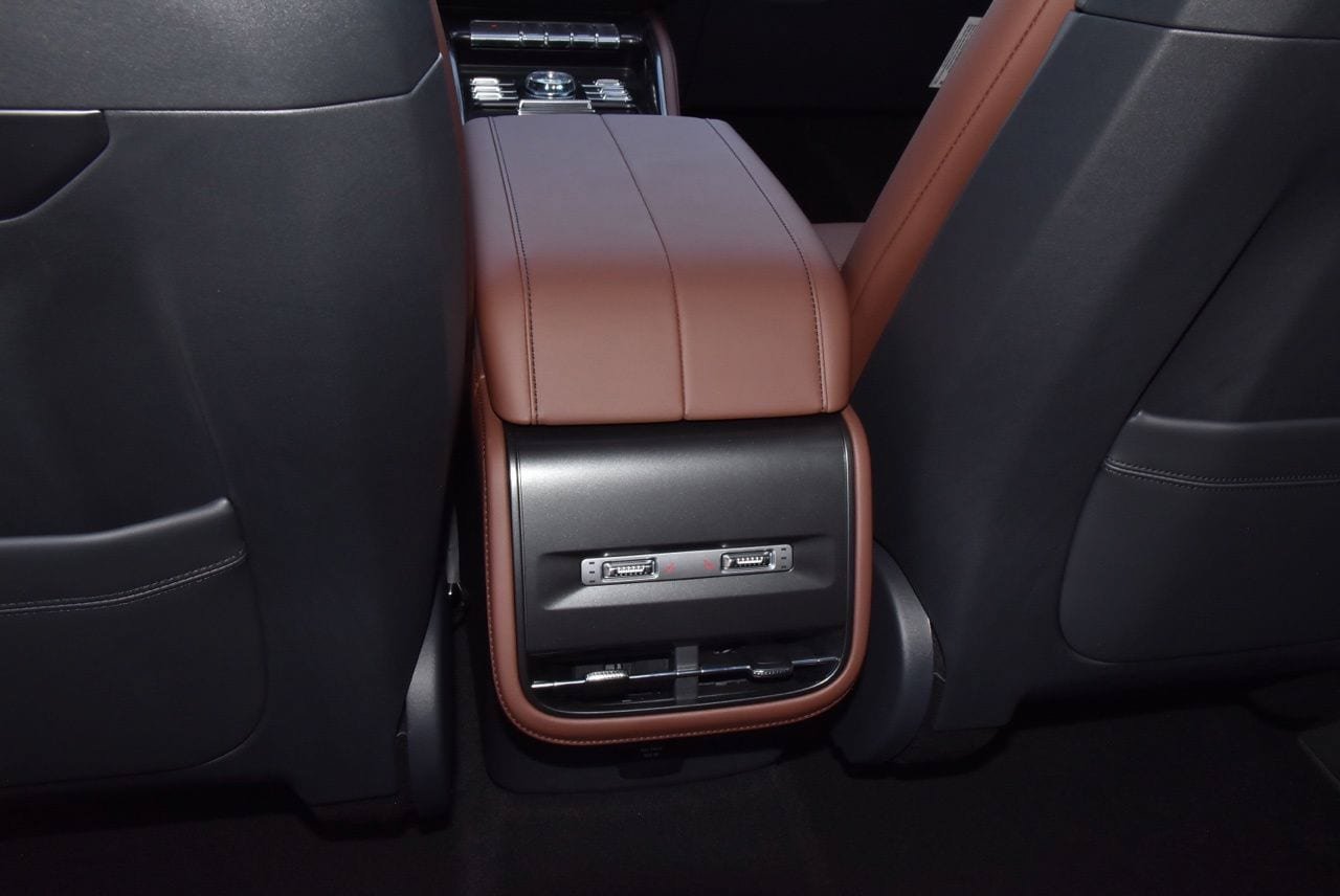 New 2026 Lincoln Nautilus Reserve w/ Jet Appearance Package AWD/4WD image 24