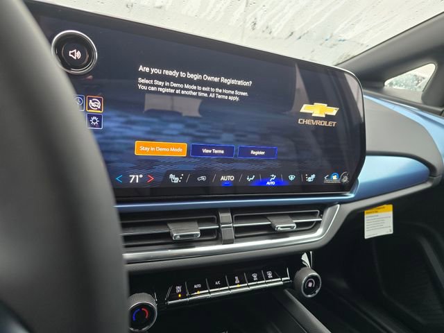 New 2026 Chevrolet Equinox EV LT AWD/4WD image 25