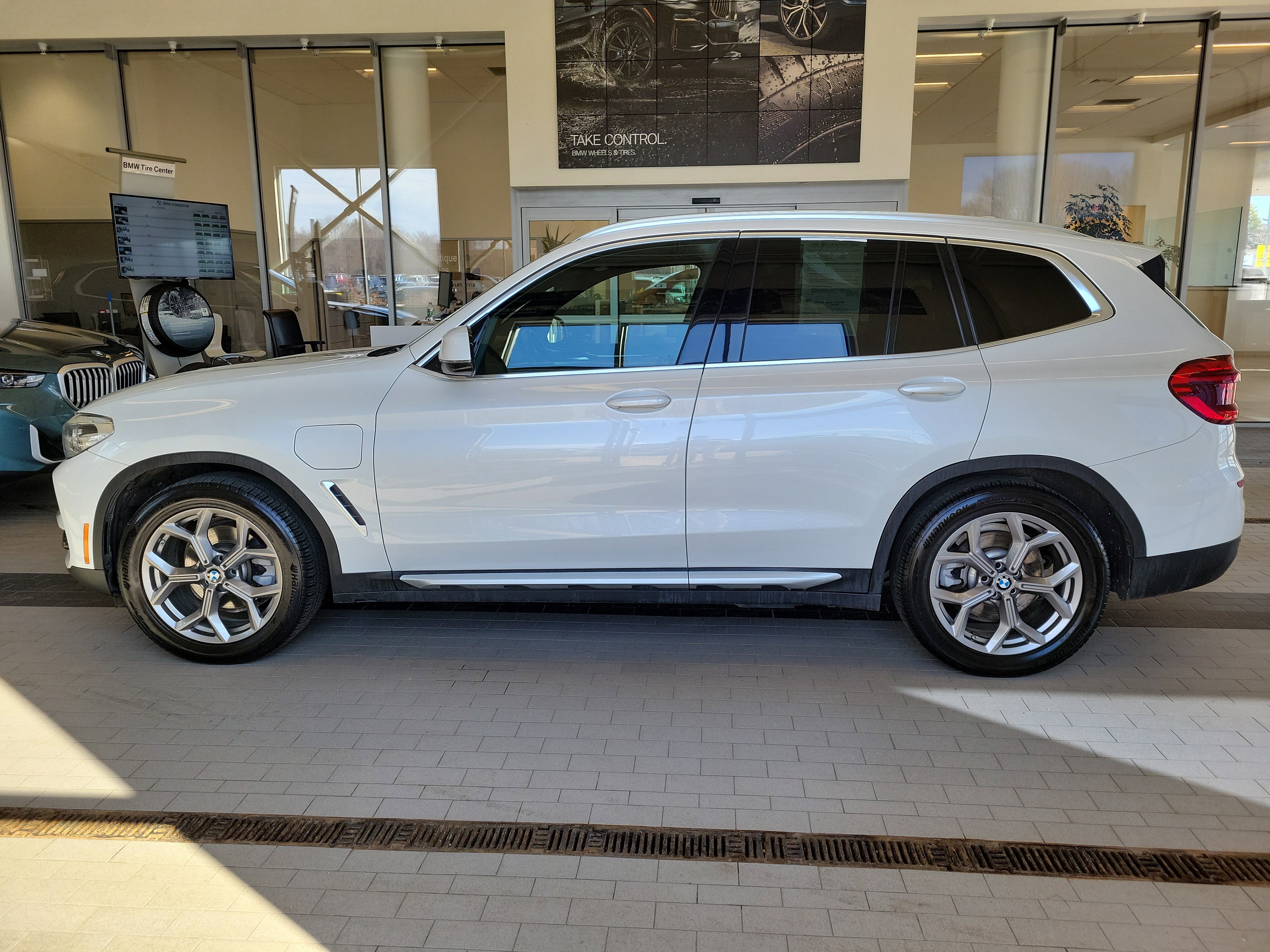 Used 2021 BMW X3 xDrive30e w/ Convenience Package image 8