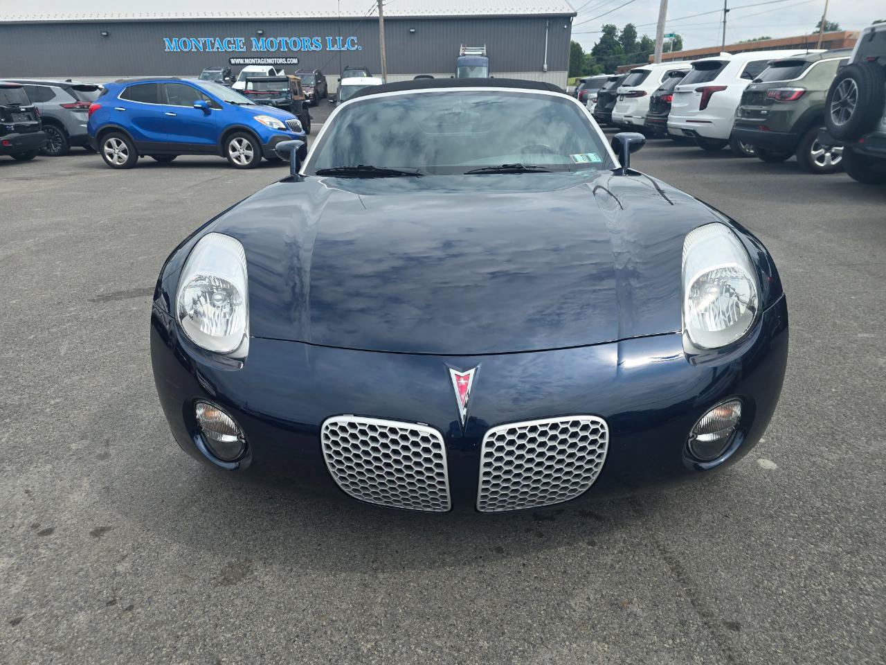 Used 2006 Pontiac Solstice Convertible w/ Premium Package RWD image 14