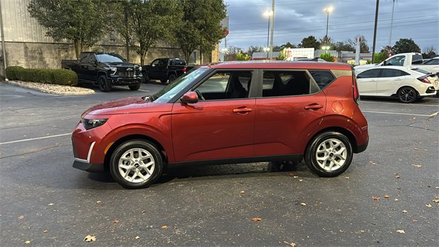 Used 2024 Kia Soul LX w/ Option Group 015 image 6