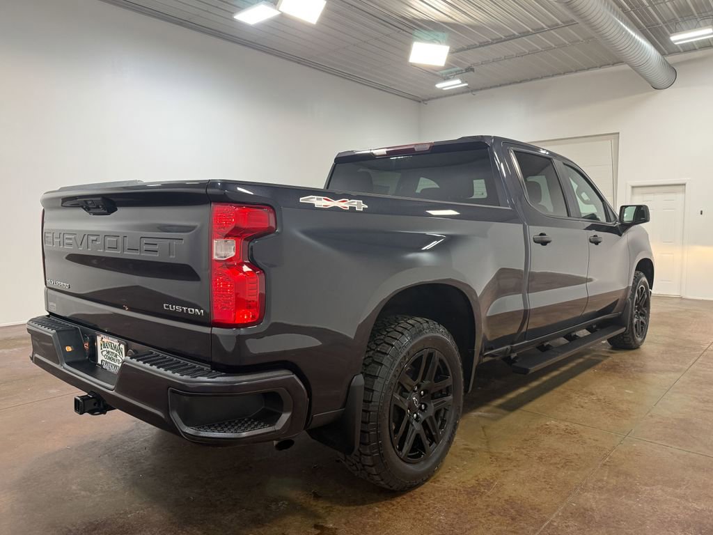 Used 2023 Chevrolet Silverado 1500 Custom image 35