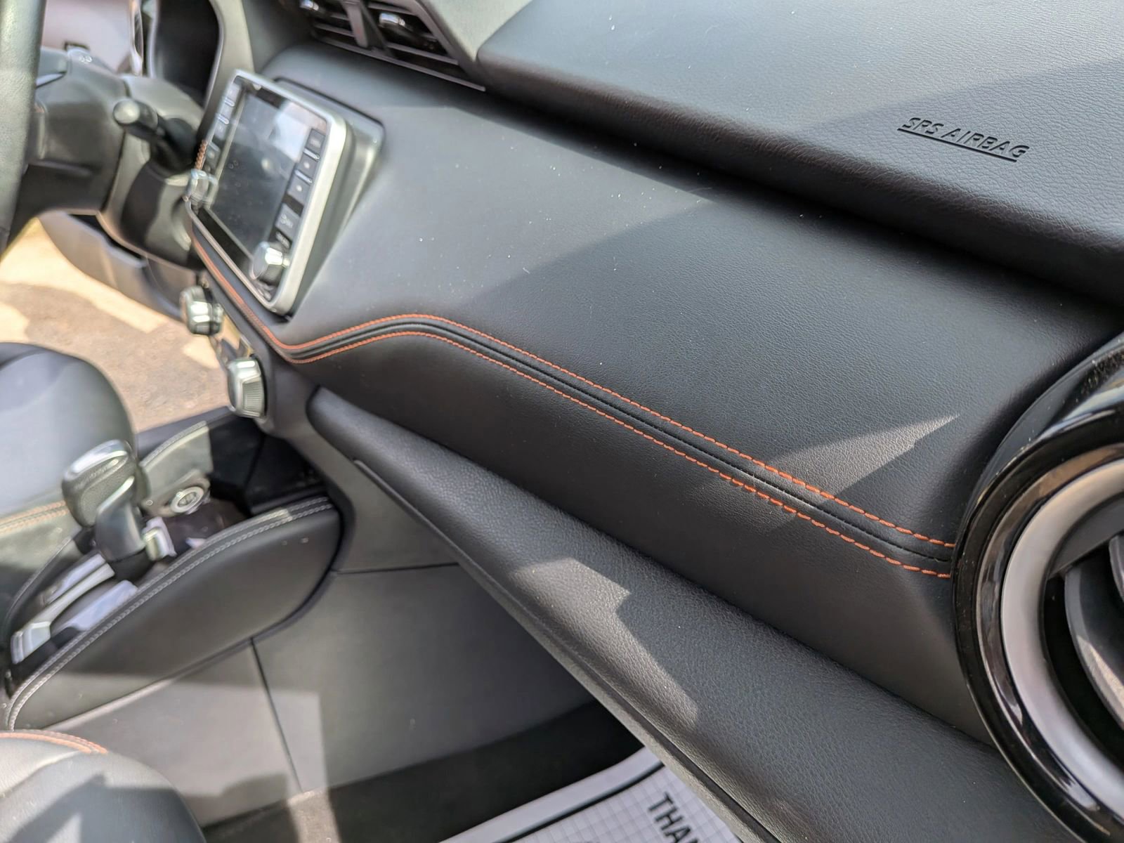 Used 2020 Nissan Kicks SR w/ SR Premium Package image 38