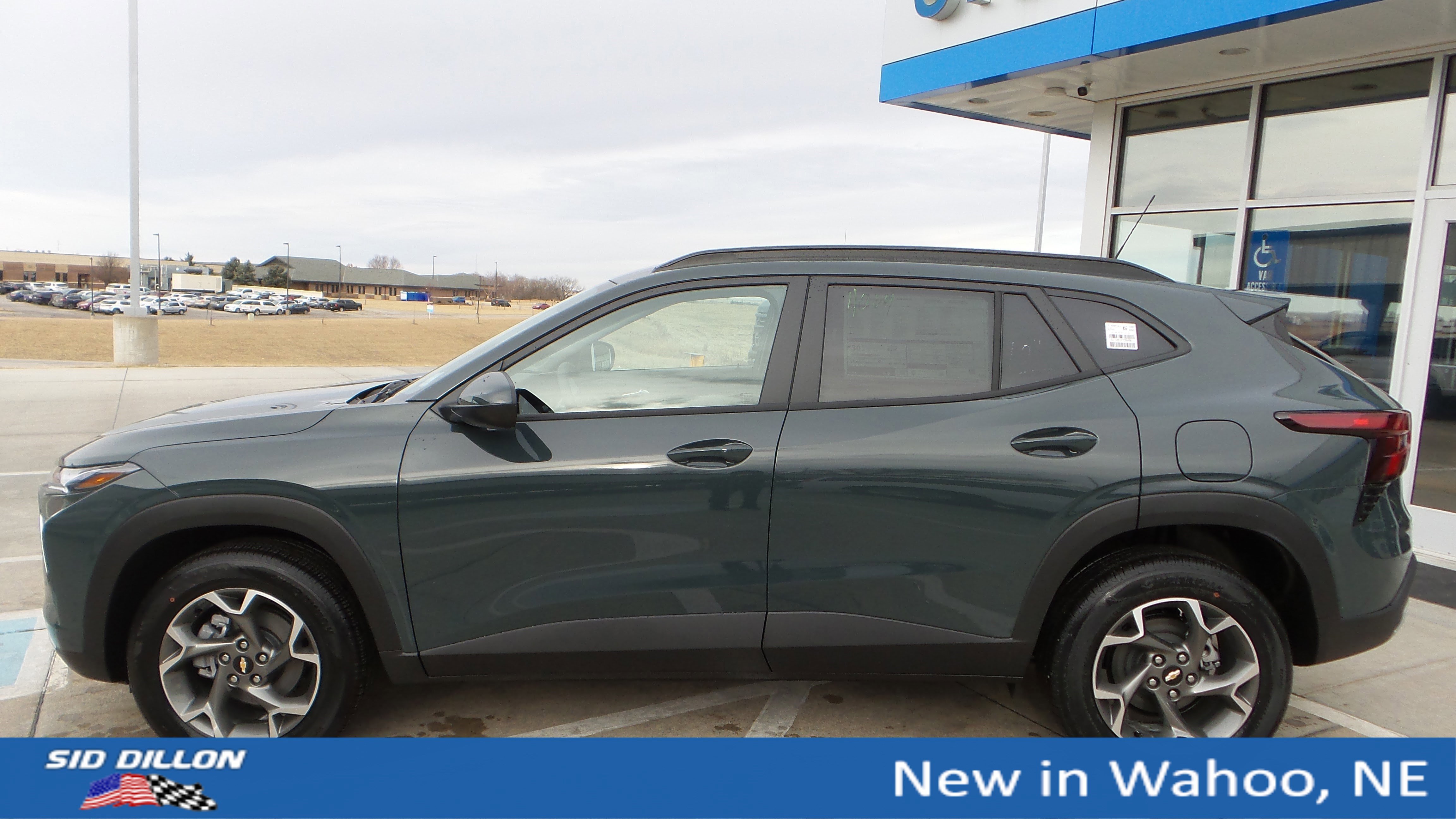 New 2026 Chevrolet Trax LT w/ Driver Confidence Package image 2