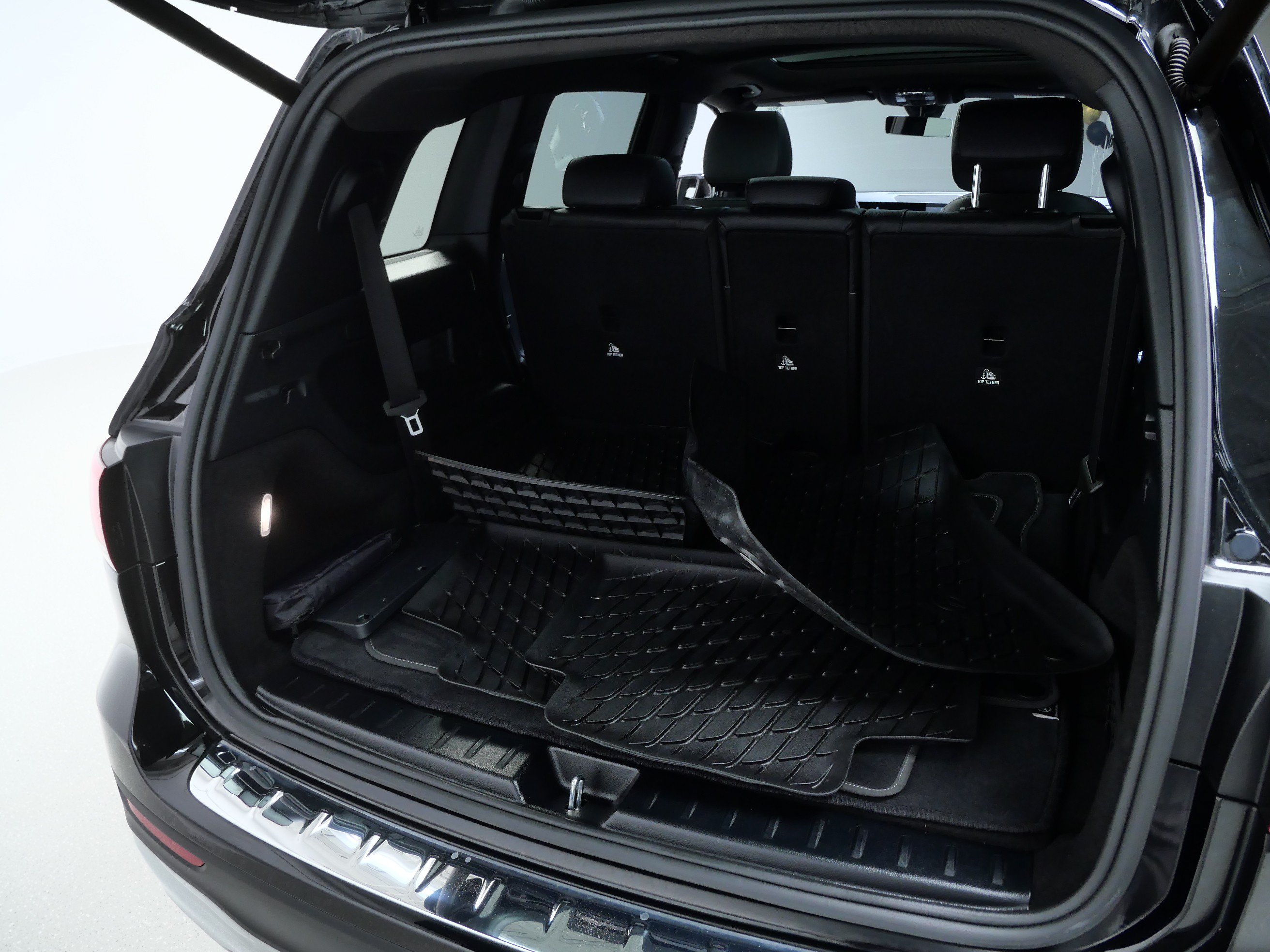 Certified 2022 Mercedes-Benz GLB 250 4MATIC image 7