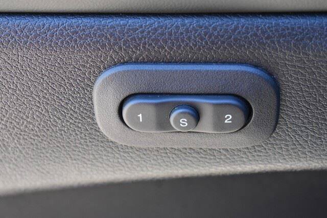 Used 2022 Jeep Grand Cherokee Limited AWD/4WD image 27