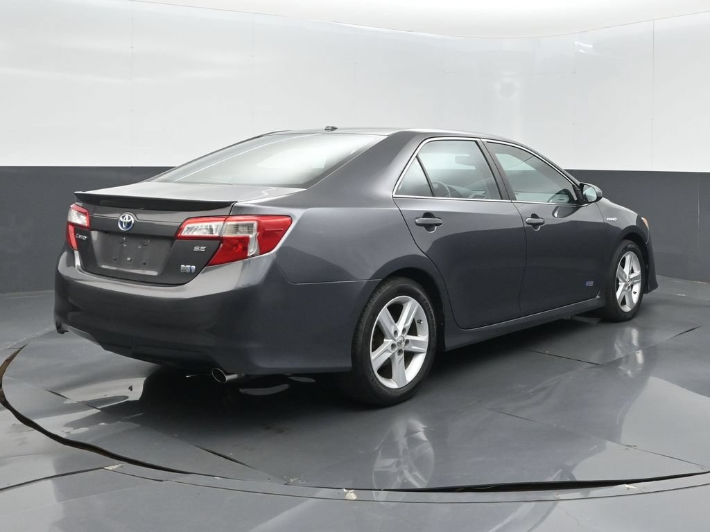 Used 2014 Toyota Camry SE w/ Moonroof Package FWD image 7