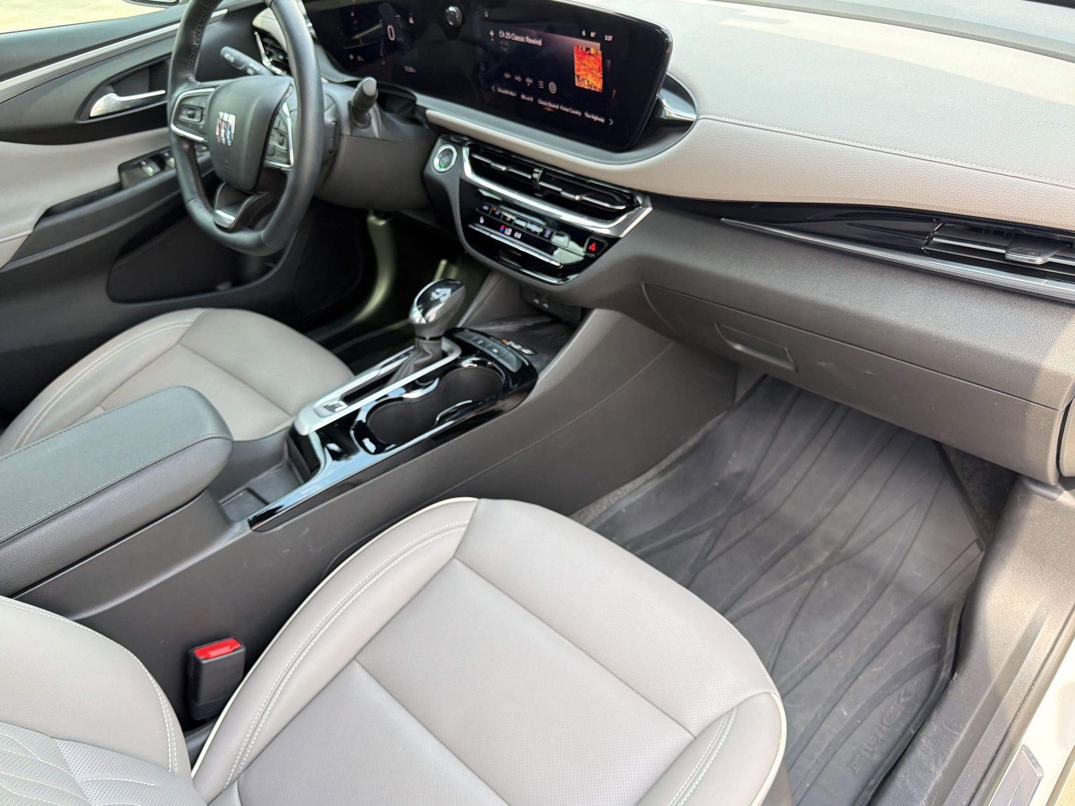 Used 2025 Buick Envista Avenir image 27