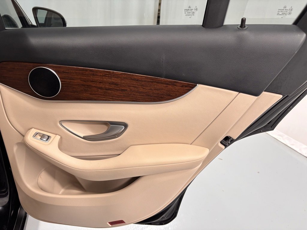 Certified 2022 Mercedes-Benz GLC 300 GLC 300 image 26