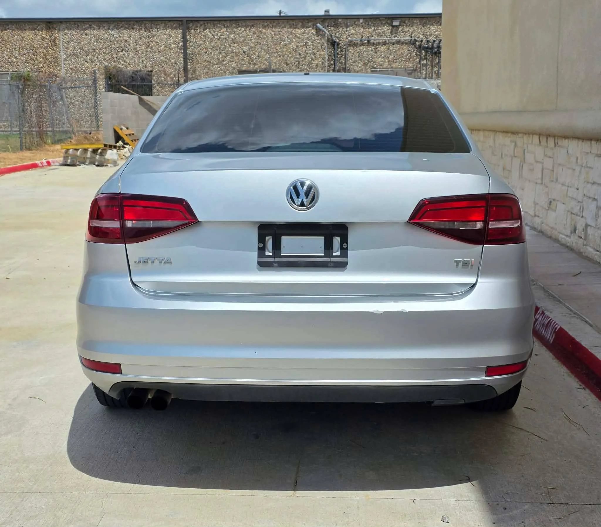Used 2016 Volkswagen Jetta S FWD image 4