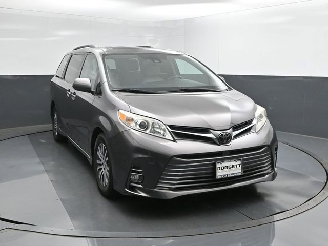 Used 2018 Toyota Sienna XLE FWD image 22