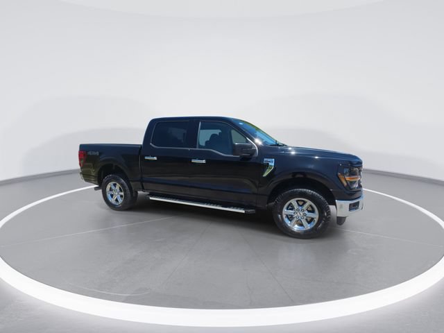 Used 2025 Ford F150 XLT w/ Equipment Group 301A Standard AWD/4WD image 2