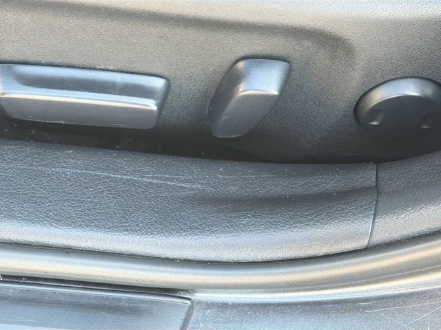 Used 2013 Toyota Camry SE image 21