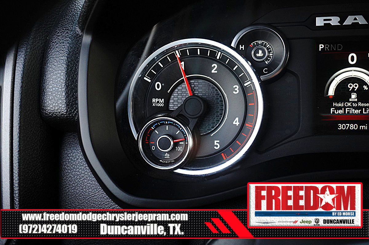 Used 2024 RAM 3500 Tradesman w/ Chrome Appearance Group AWD/4WD image 29