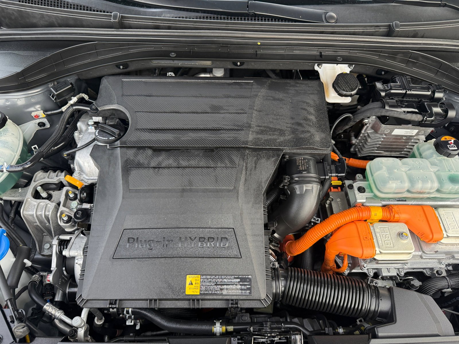 Certified 2020 Hyundai Ioniq Limited image 18