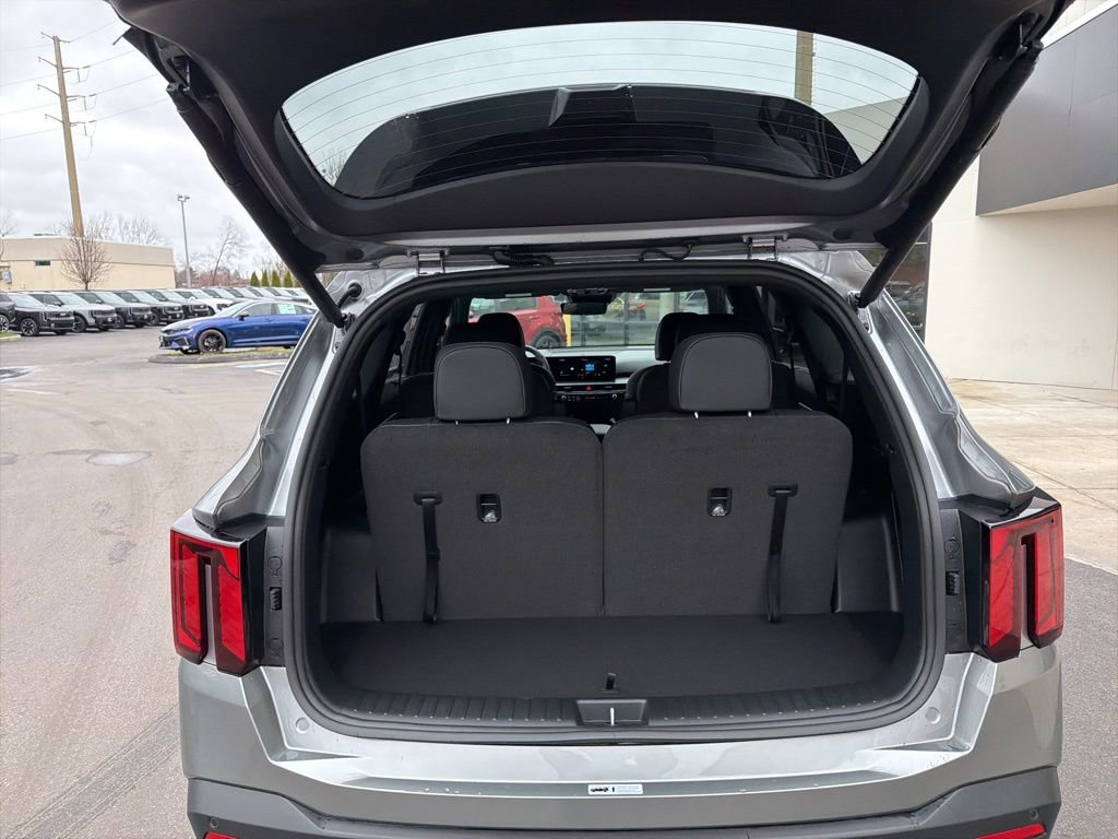 New 2026 Kia Sorento SX Prestige AWD/4WD image 17