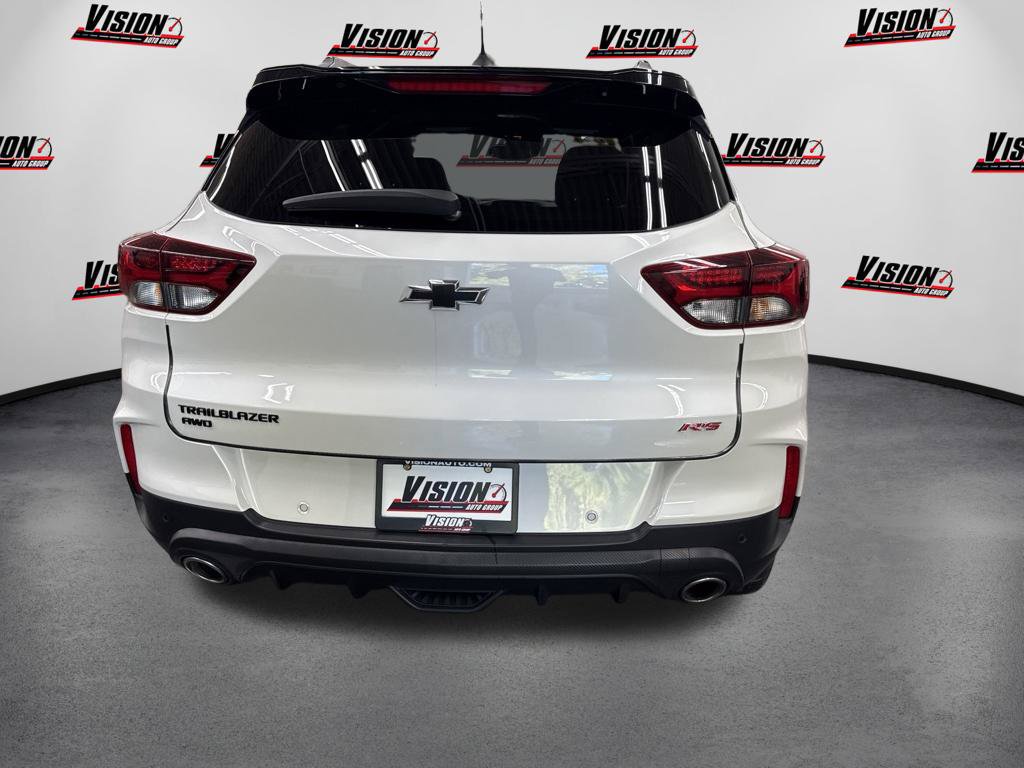 Used 2021 Chevrolet TrailBlazer RS w/ Sun and Liftgate Package AWD/4WD image 6