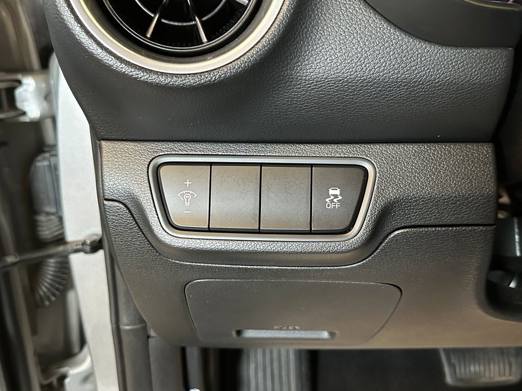 Used 2023 Kia Forte LXS FWD image 18