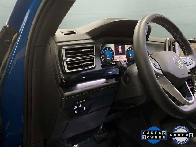 Used 2024 Volkswagen Atlas Cross Sport SEL image 16