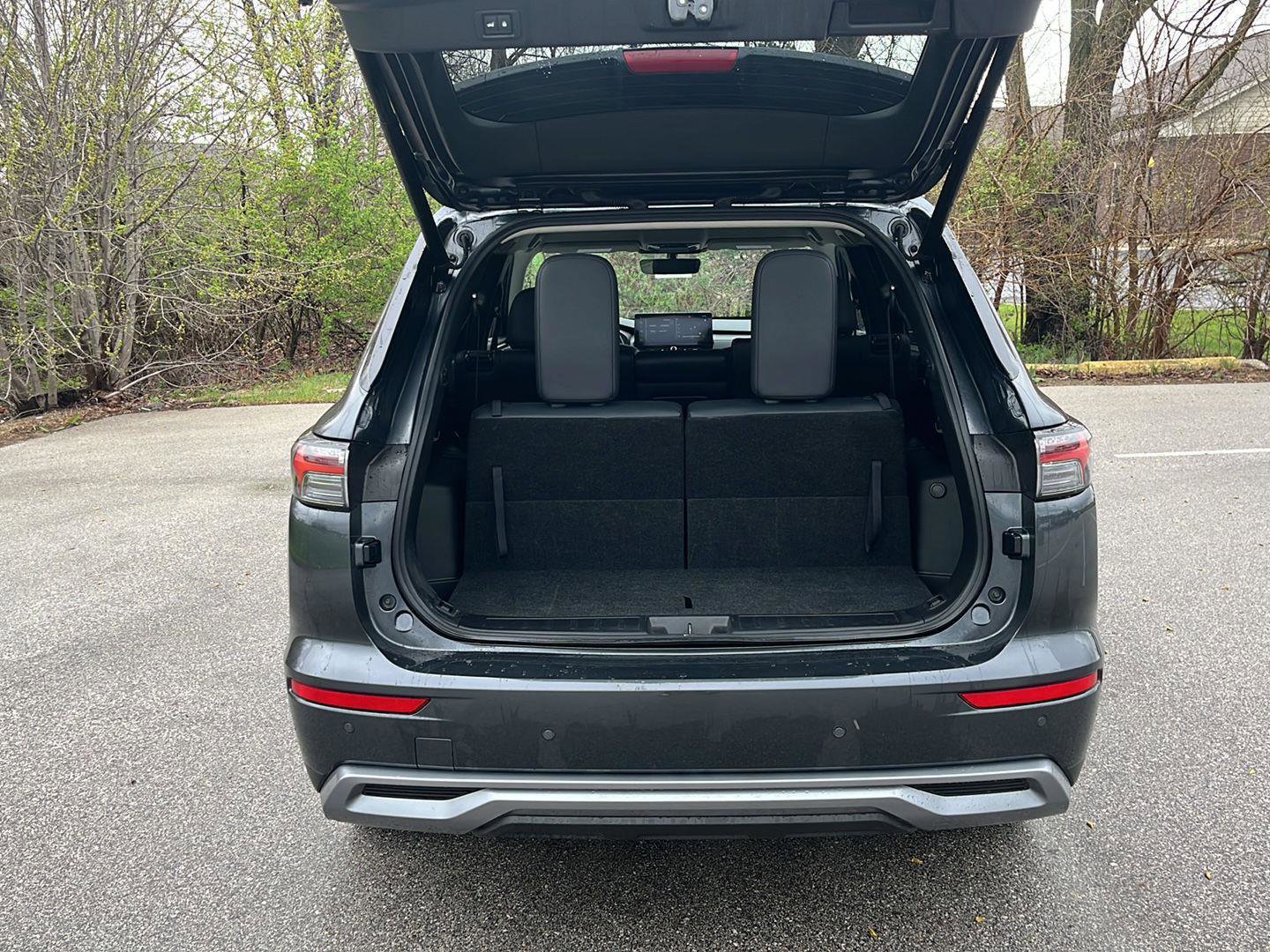 Used 2025 Mitsubishi Outlander SE image 5