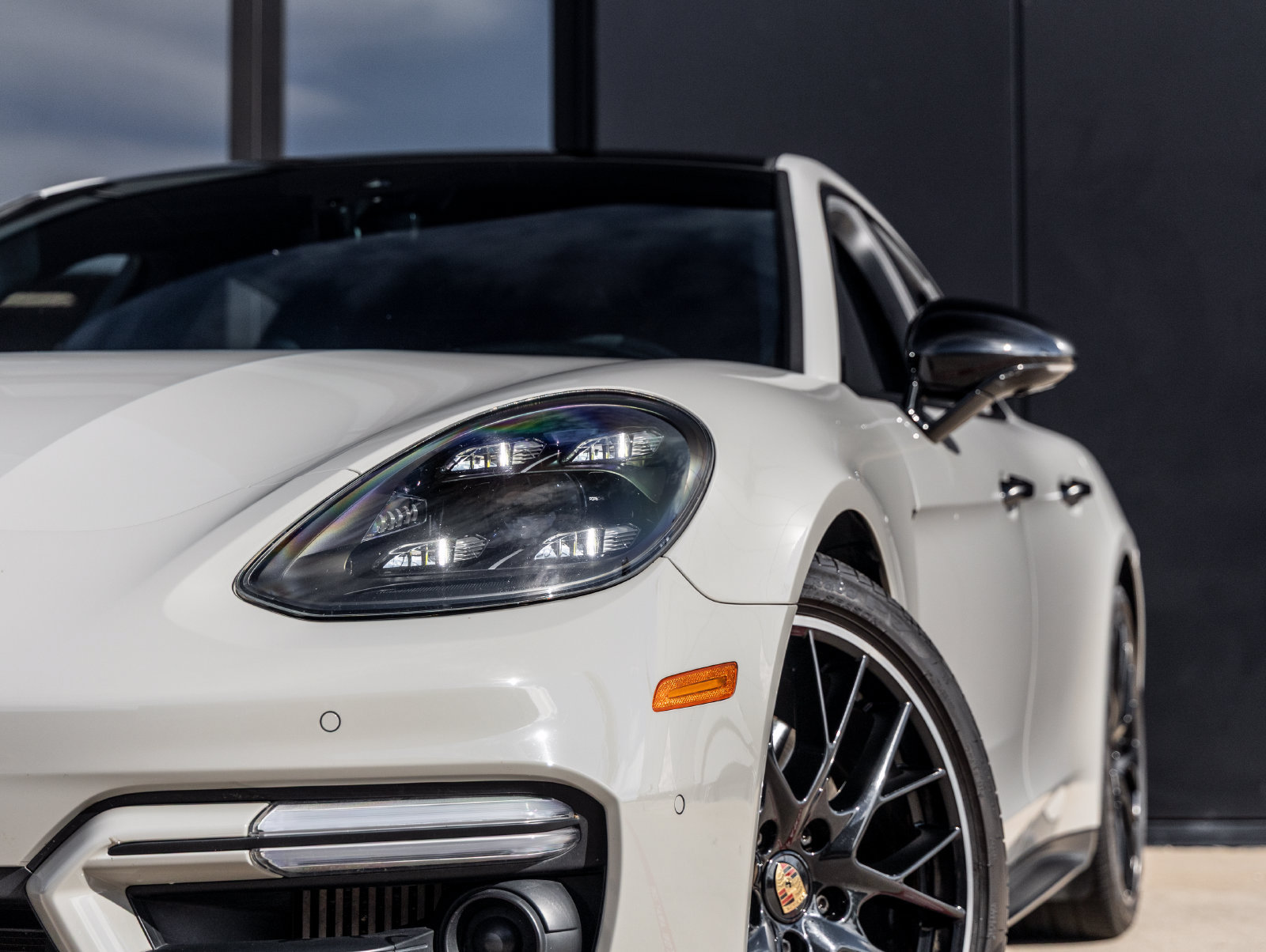 Certified 2022 Porsche Panamera GTS w/ Premium Package AWD/4WD image 17