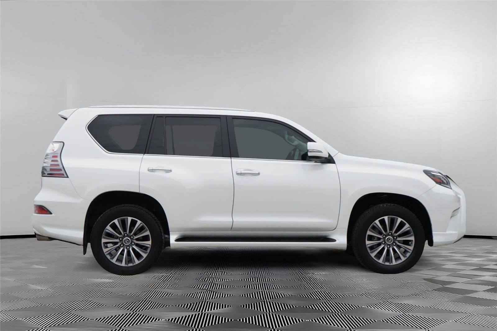 Used 2021 Lexus GX 460 Luxury w/ Off Road Package AWD/4WD image 4