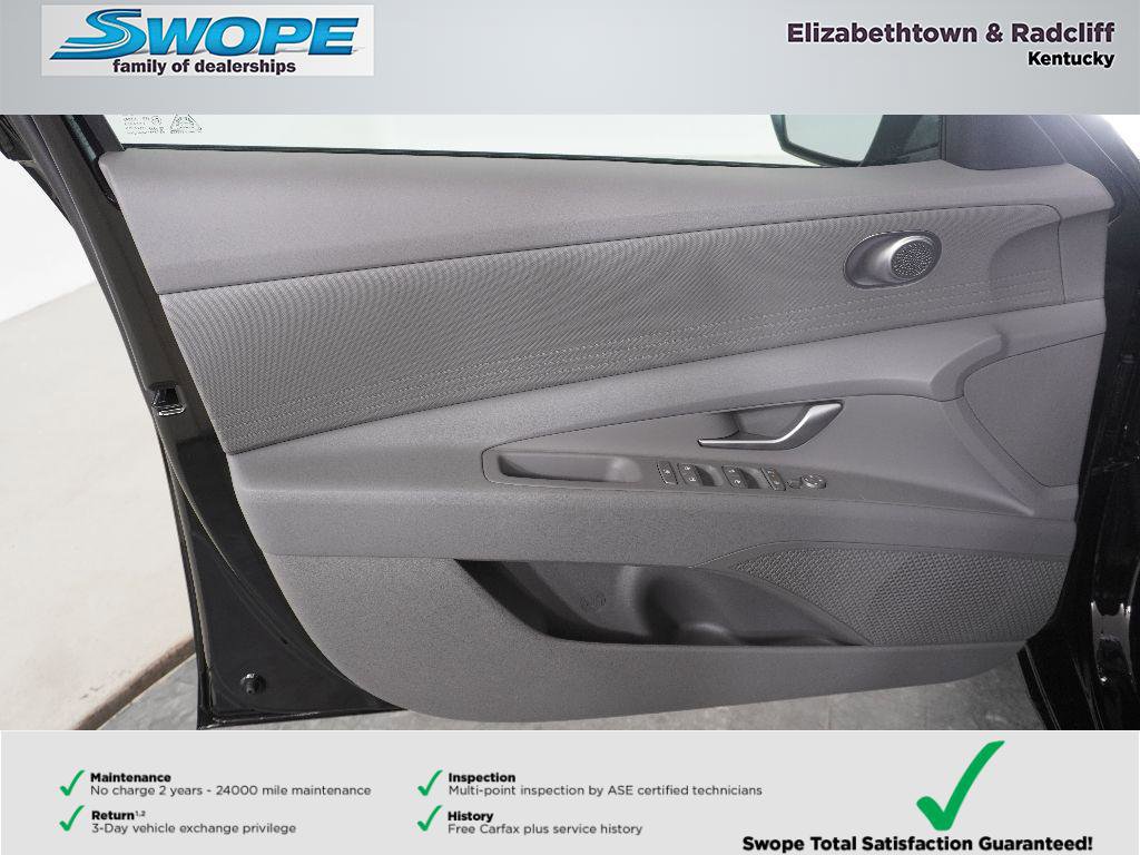 New 2026 Hyundai Elantra Hybrid FWD image 13