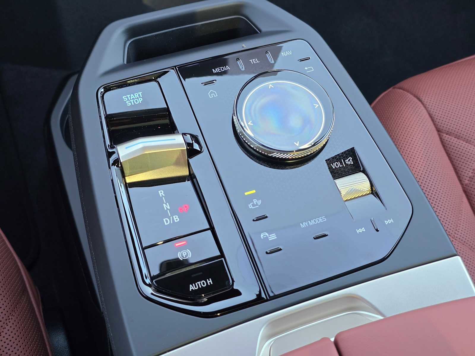 New 2026 BMW iX xDrive45 image 26