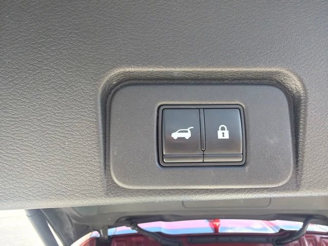 Used 2021 Nissan Rogue Platinum AWD/4WD image 38