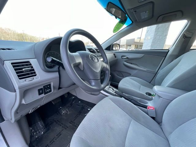 Used 2010 Toyota Corolla image 10