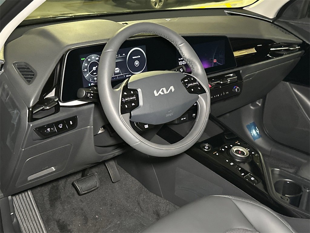 New 2025 Kia Niro Wind image 14