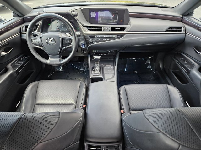 Used 2020 Lexus ES 300h w/ Premium Package FWD image 18