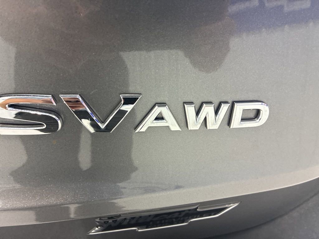 Used 2023 Nissan Rogue SV image 32