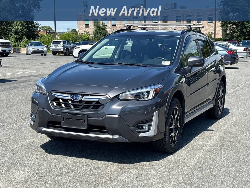 Used 2022 Subaru Crosstrek Hybrid w/ Moonroof Package w/Navigation AWD/4WD image 1