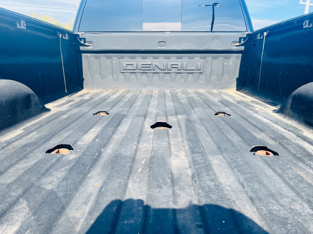 Used 2018 GMC Sierra 3500 Denali w/ Duramax Plus Package AWD/4WD image 40