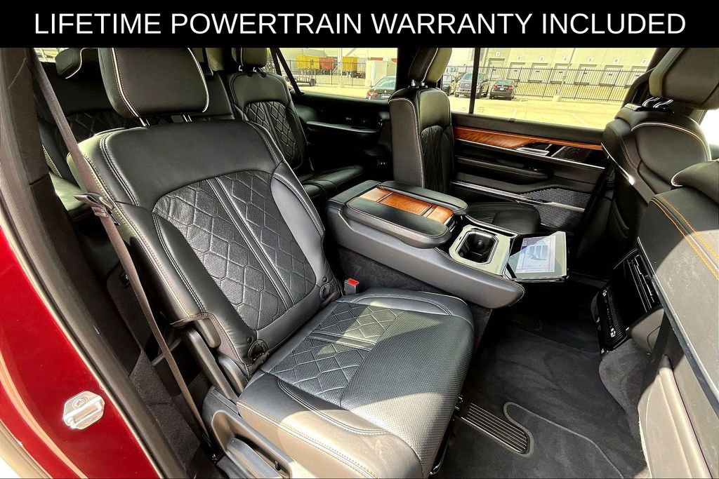 Used 2024 Jeep Grand Wagoneer L Series III image 35