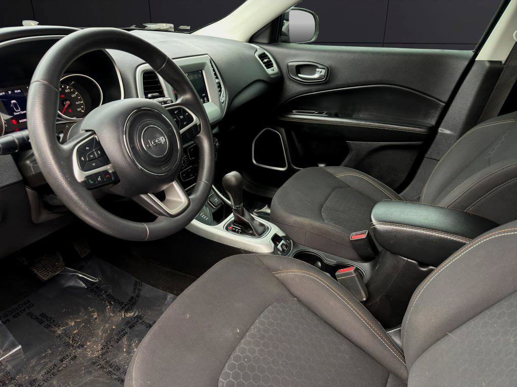 Used 2019 Jeep Compass Sport image 12