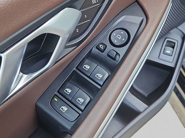 Used 2022 BMW 330i xDrive Sedan w/ Driving Assistance Package image 29