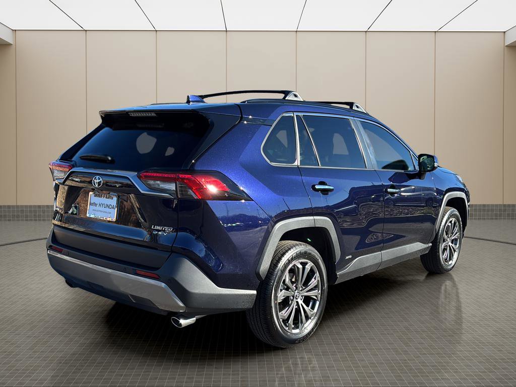 Used 2025 Toyota RAV4 Limited image 5