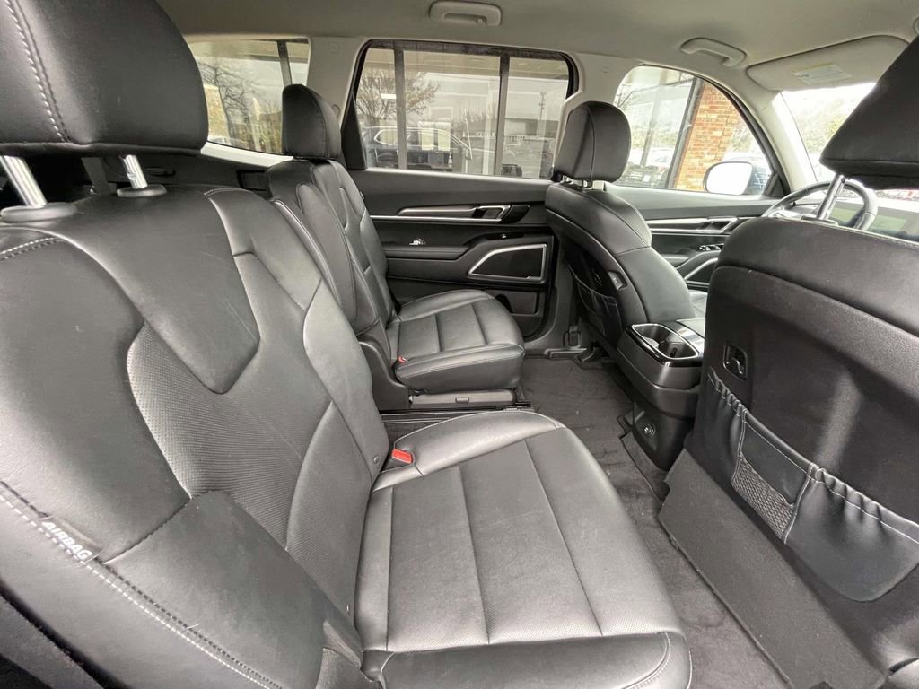 Certified 2023 Kia Telluride S image 19