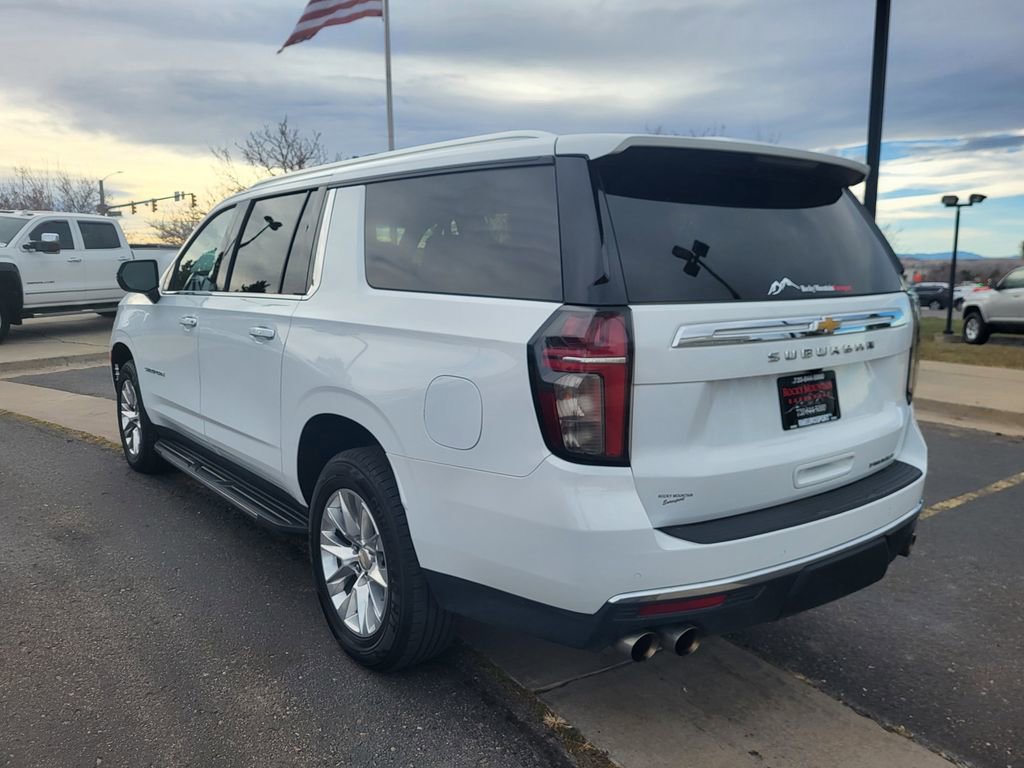 Used 2023 Chevrolet Suburban Premier image 6