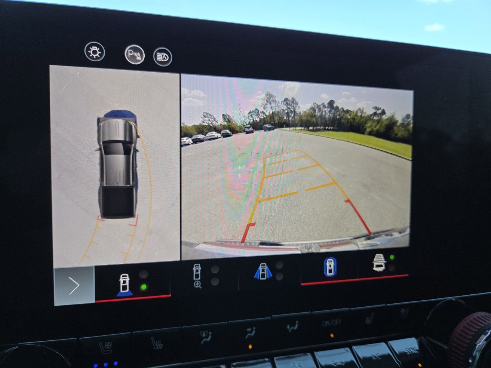 Used 2024 GMC Canyon AT4X image 12