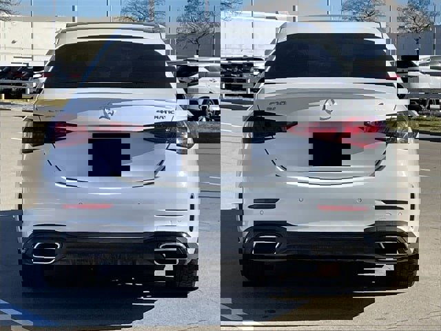 Used 2024 Mercedes-Benz C 300 4MATIC Sedan image 5