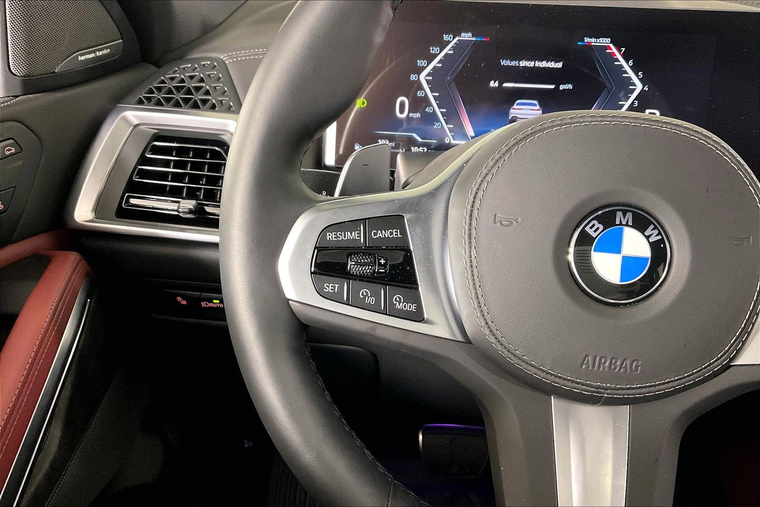 Certified 2026 BMW X6 xDrive40i AWD/4WD image 18