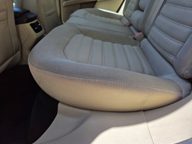 Used 2013 Ford Fusion SE FWD image 33
