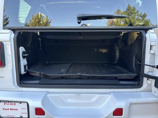 Used 2021 Jeep Wrangler Unlimited Sahara AWD/4WD image 21